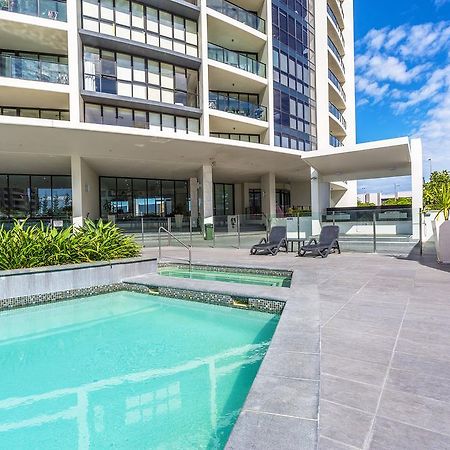 Mantra Sierra Grand Aparthotel Gold Coast Exterior photo