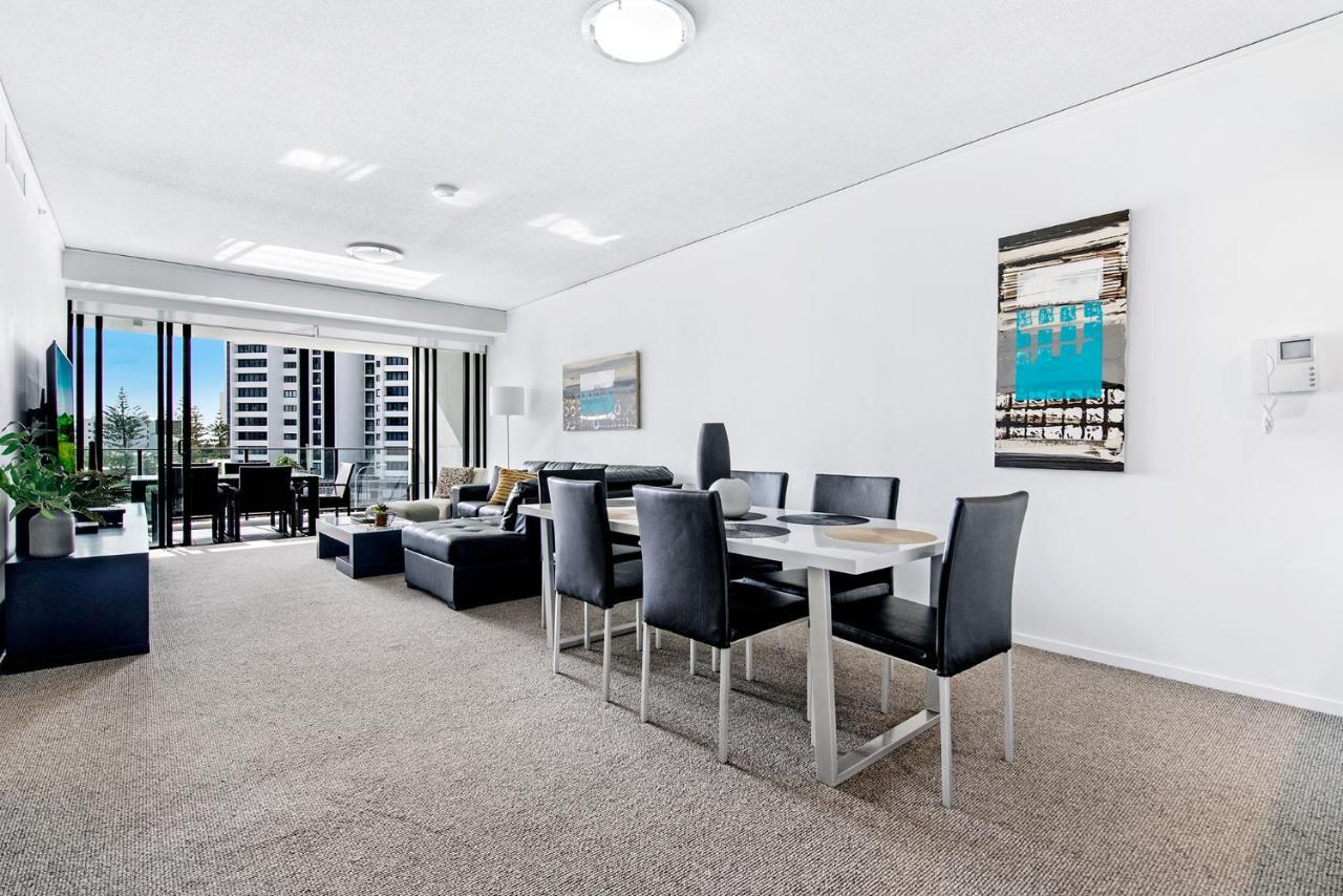Mantra Sierra Grand Aparthotel Gold Coast Exterior photo