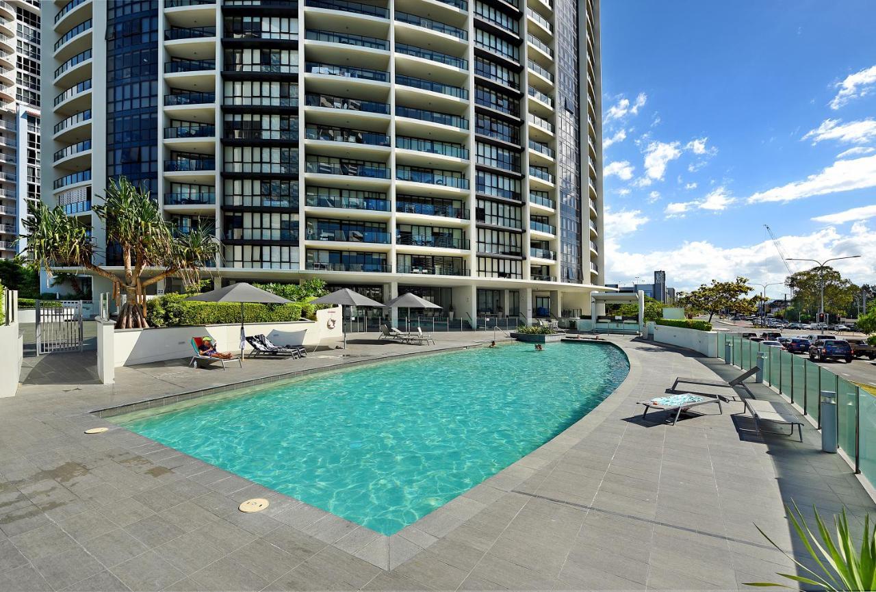 Mantra Sierra Grand Aparthotel Gold Coast Exterior photo