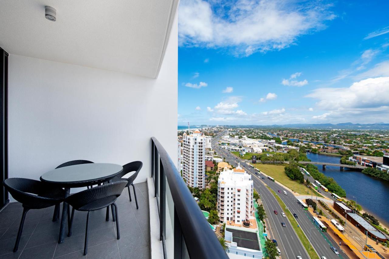 Mantra Sierra Grand Aparthotel Gold Coast Exterior photo