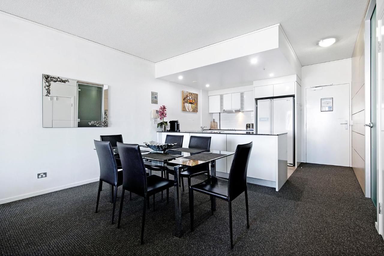 Mantra Sierra Grand Aparthotel Gold Coast Exterior photo
