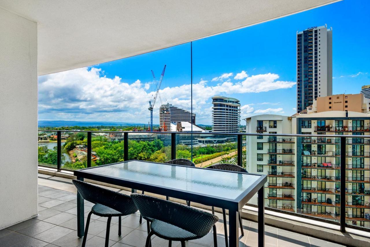 Mantra Sierra Grand Aparthotel Gold Coast Exterior photo